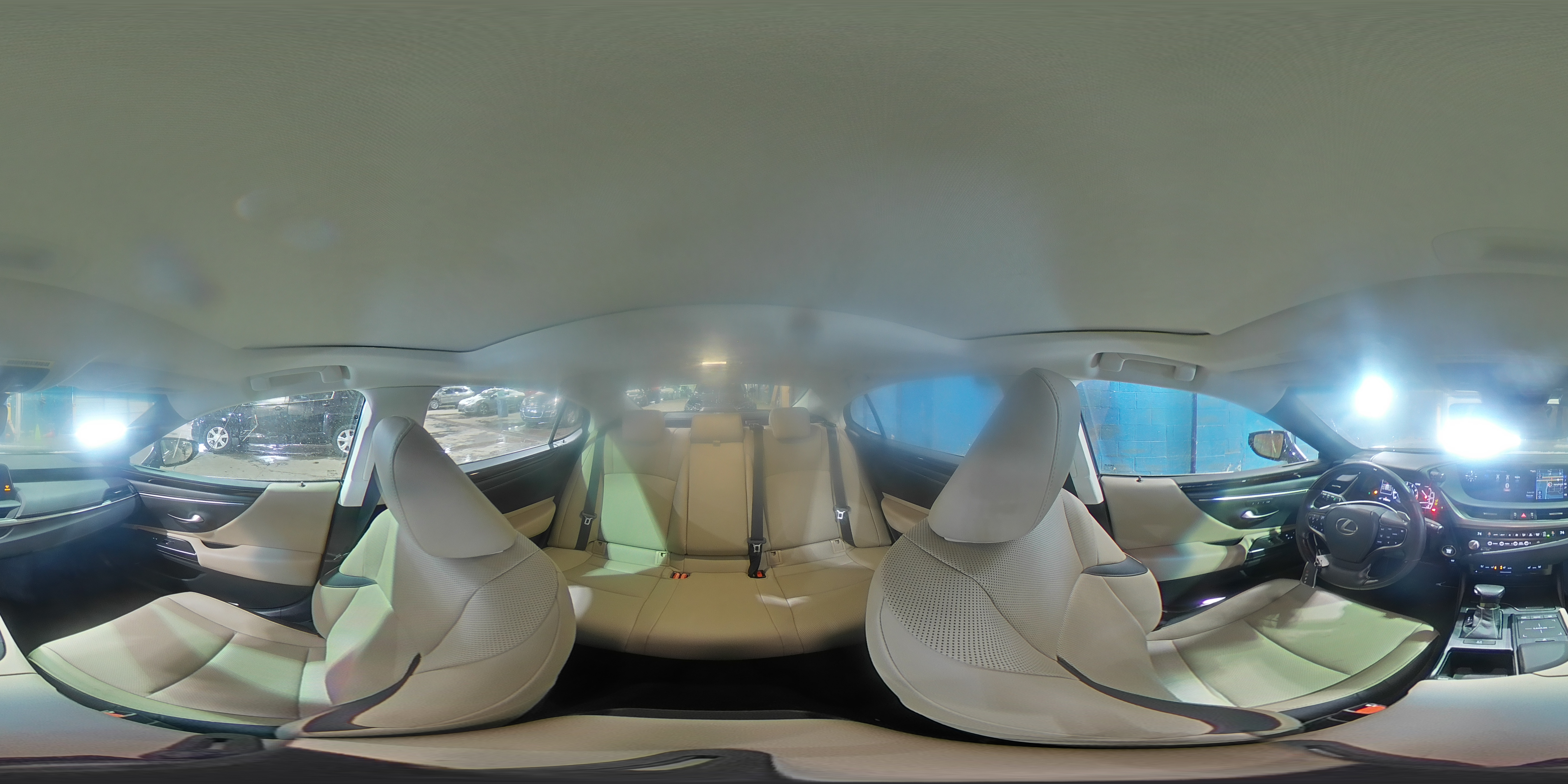 2021 Lexus ES - Image 15