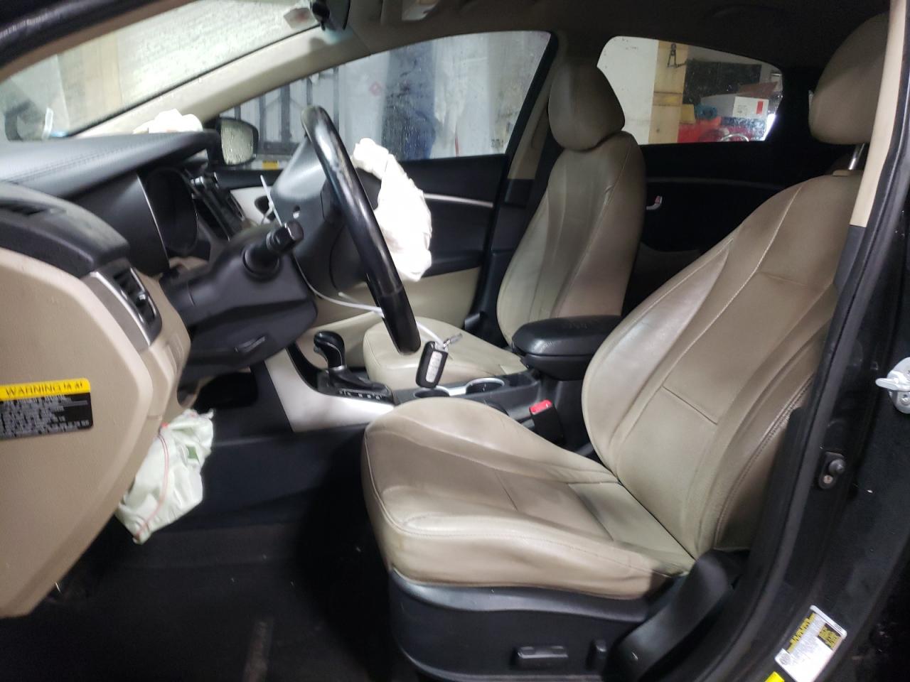 2014 Hyundai Elantra - Image 7