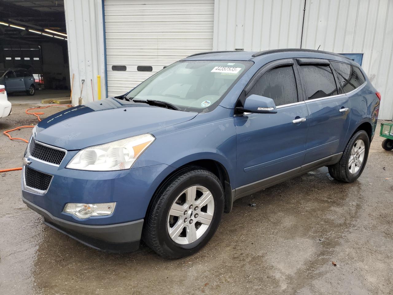 2012 Chevrolet Traverse Lt for Sale in Montgomery, AL - Front End