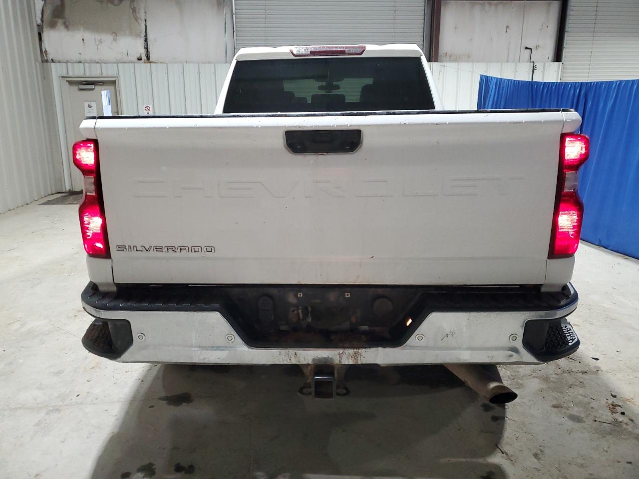 2021 Chevrolet Silverado - Image 6