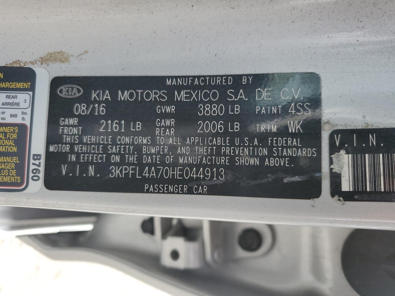 2017 Kia Forte - Image 14