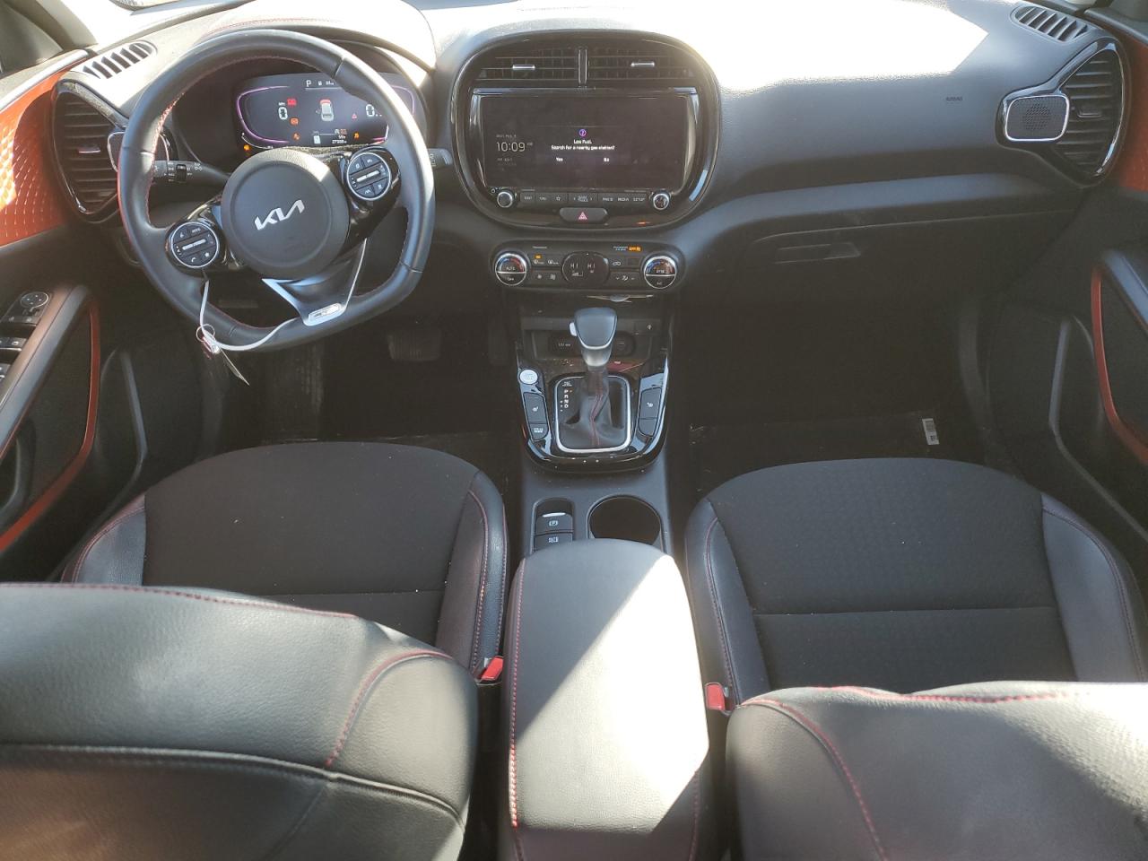 2023 Kia Soul - Image 8