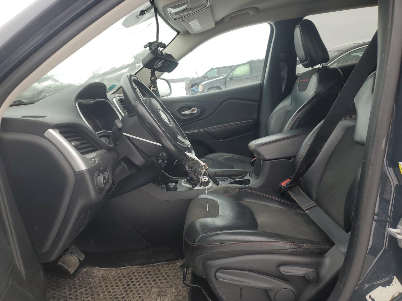 2016 Jeep Cherokee - Image 7