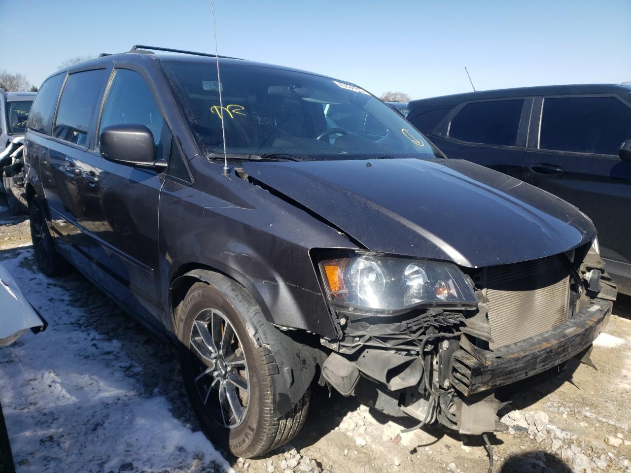 2016 Dodge Caravan - Image 4