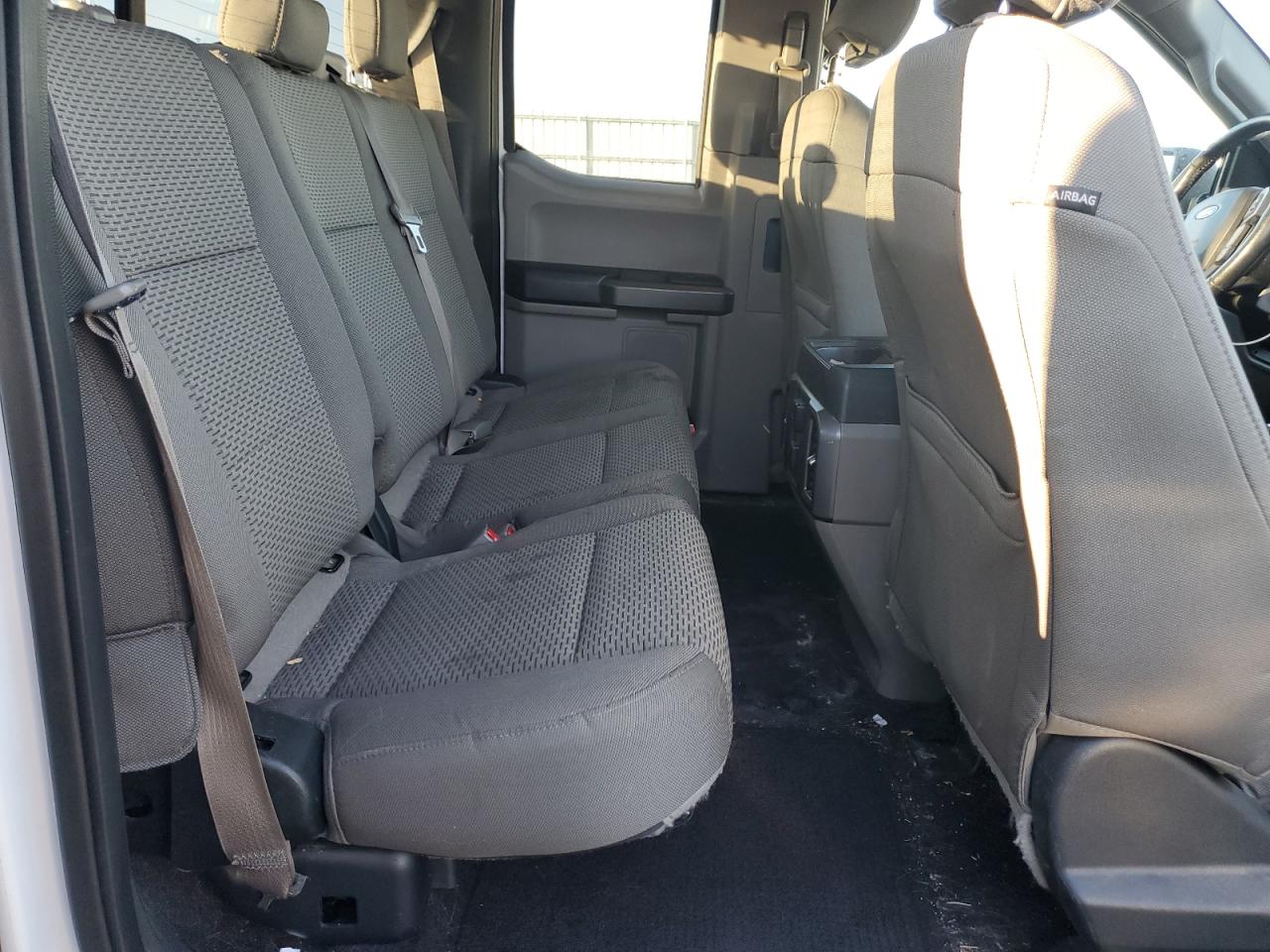 2015 Ford F-150 - Image 10