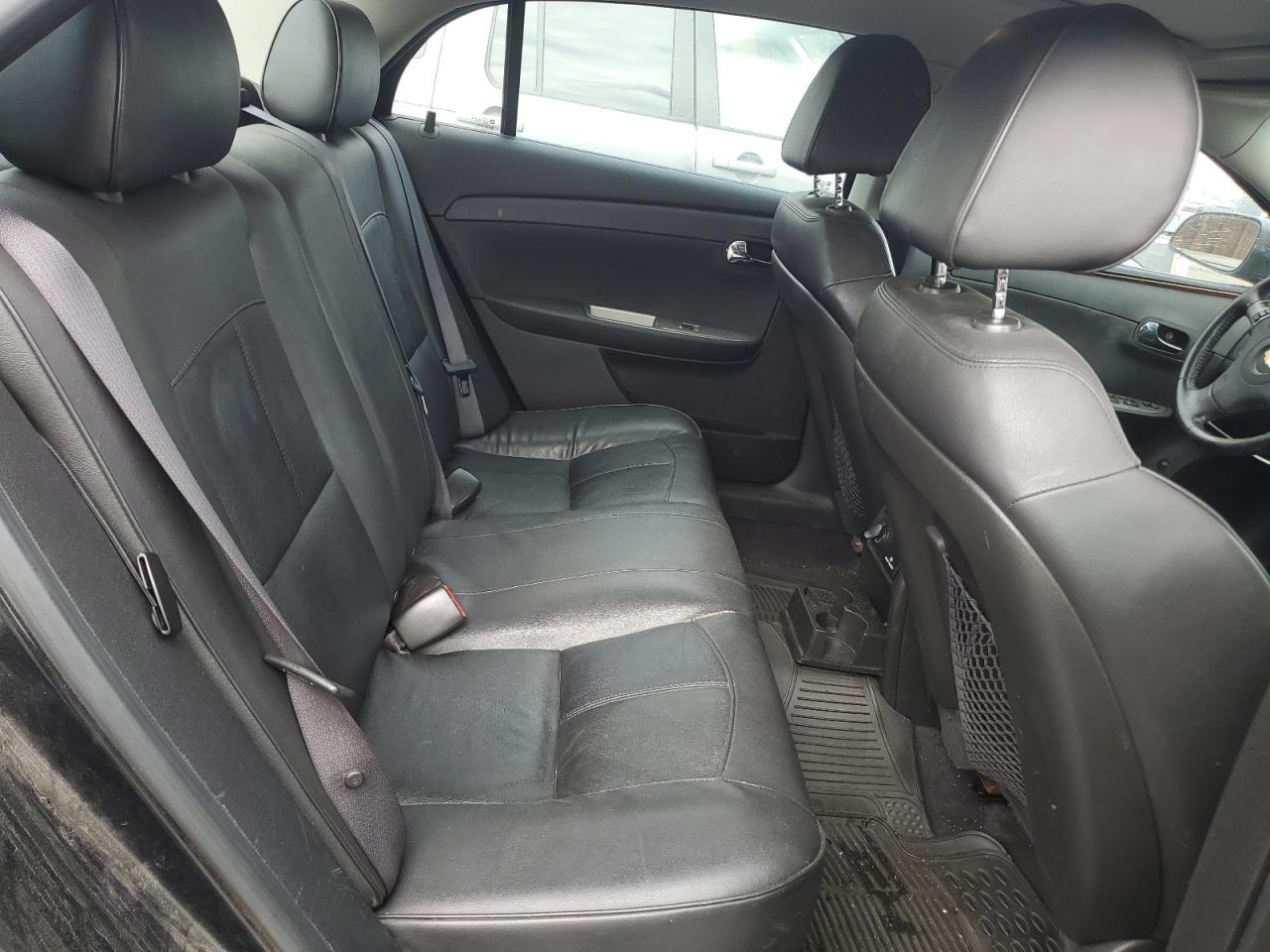 2012 Chevrolet Malibu - Image 10