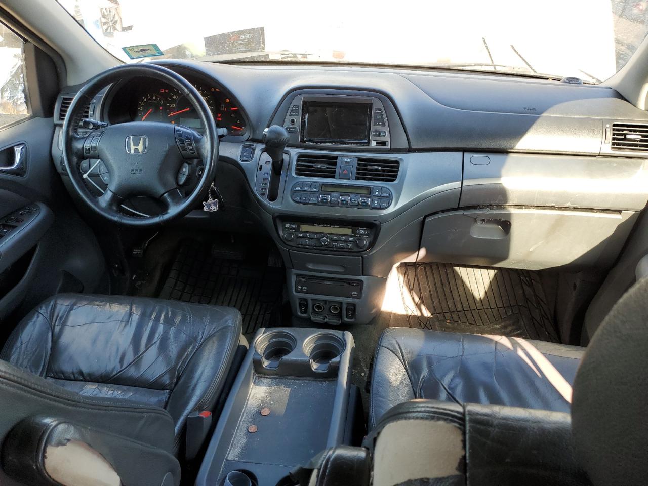 2005 Honda Odyssey - Image 8