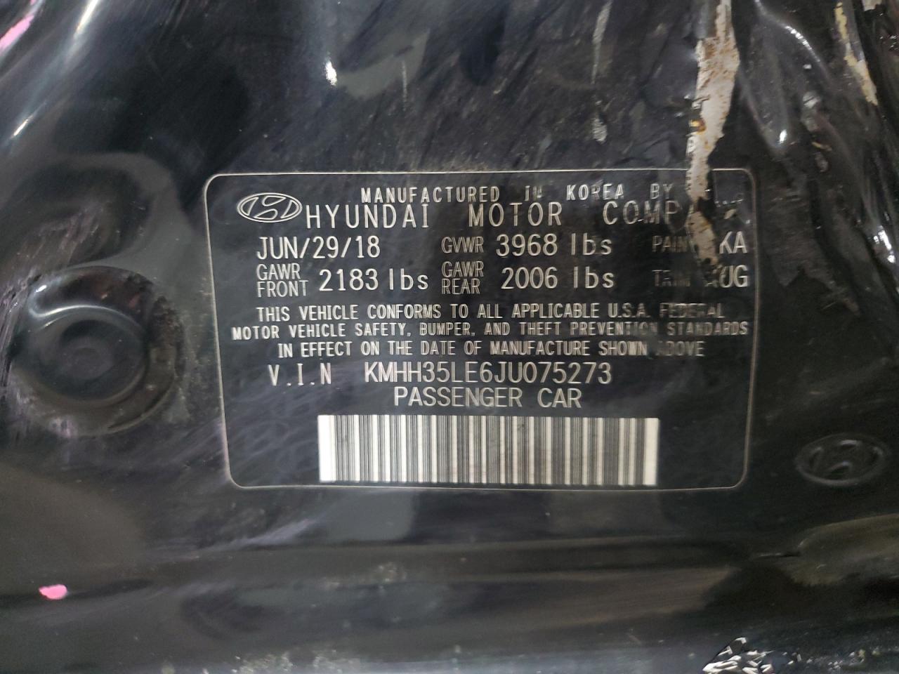 2018 Hyundai Elantra - Image 12