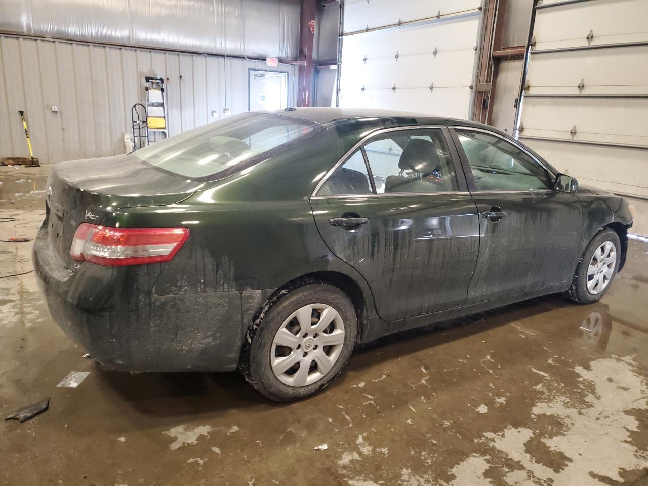 2010 Toyota Camry - Image 3