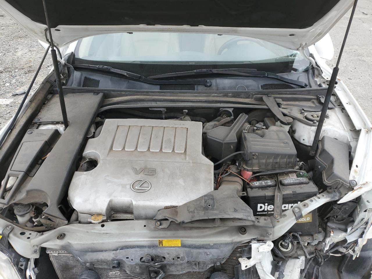 2011 Lexus ES - Image 12