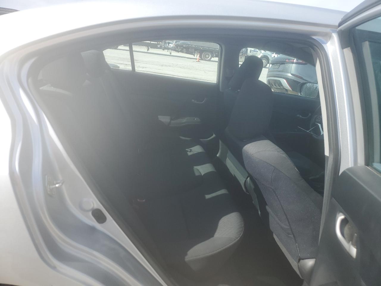 2015 Honda Civic - Image 10