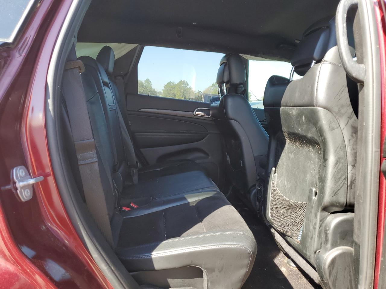 2018 Jeep Grand Cherokee - Image 11