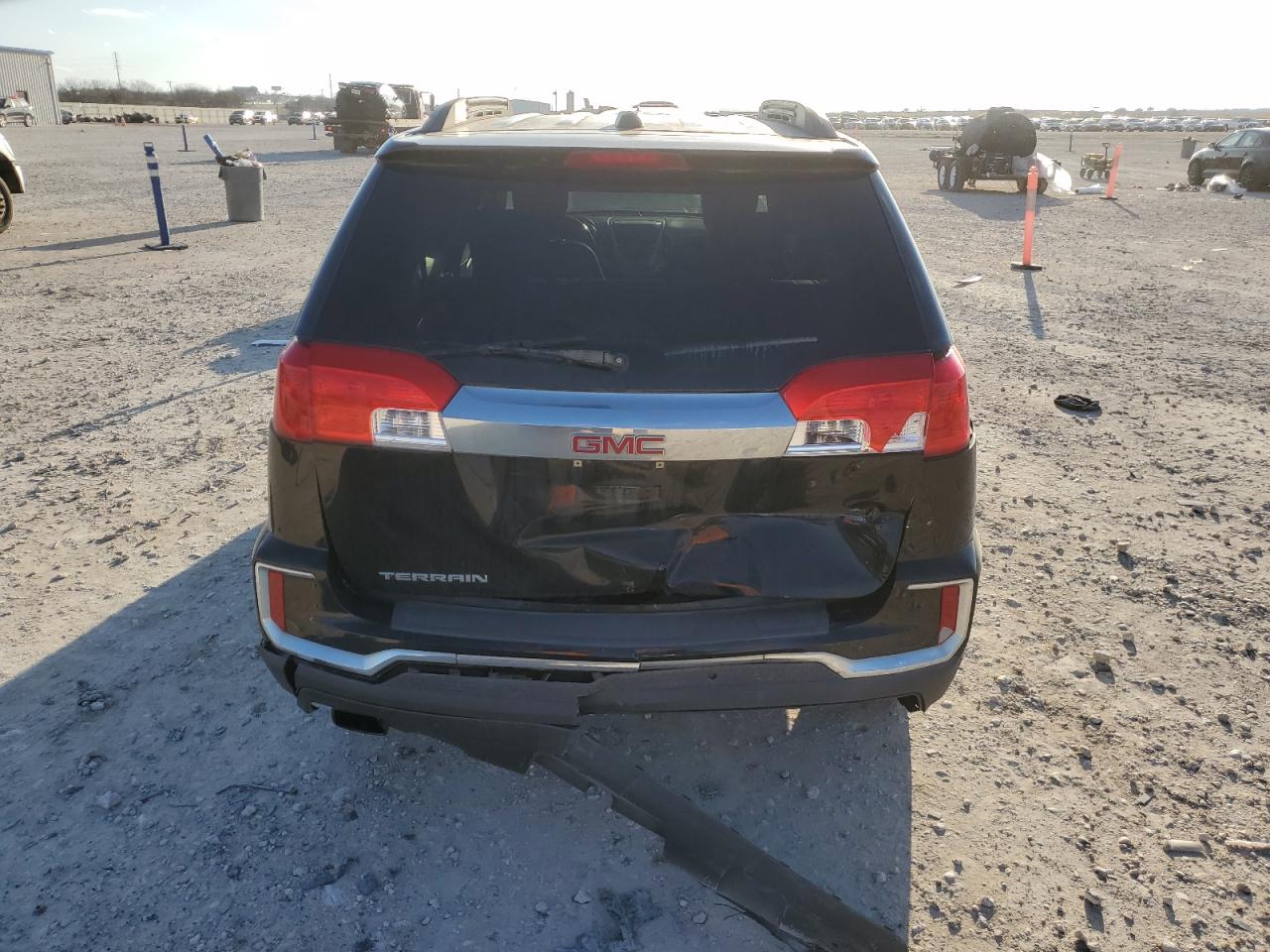 2017 GMC Terrain - Image 6
