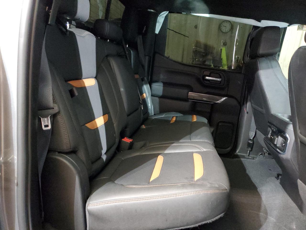 2021 GMC Sierra - Image 10
