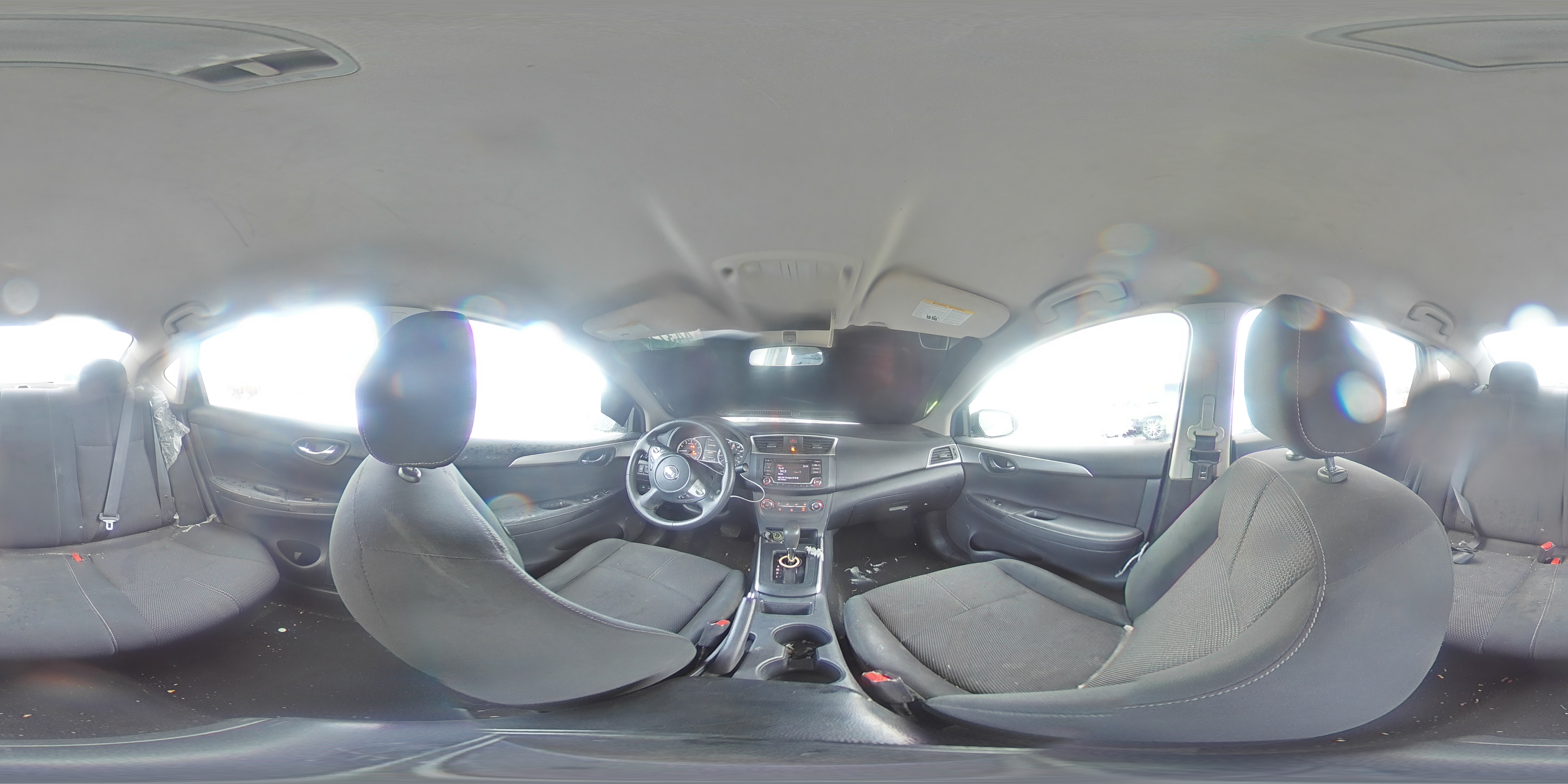 2018 Nissan Sentra - Image 13