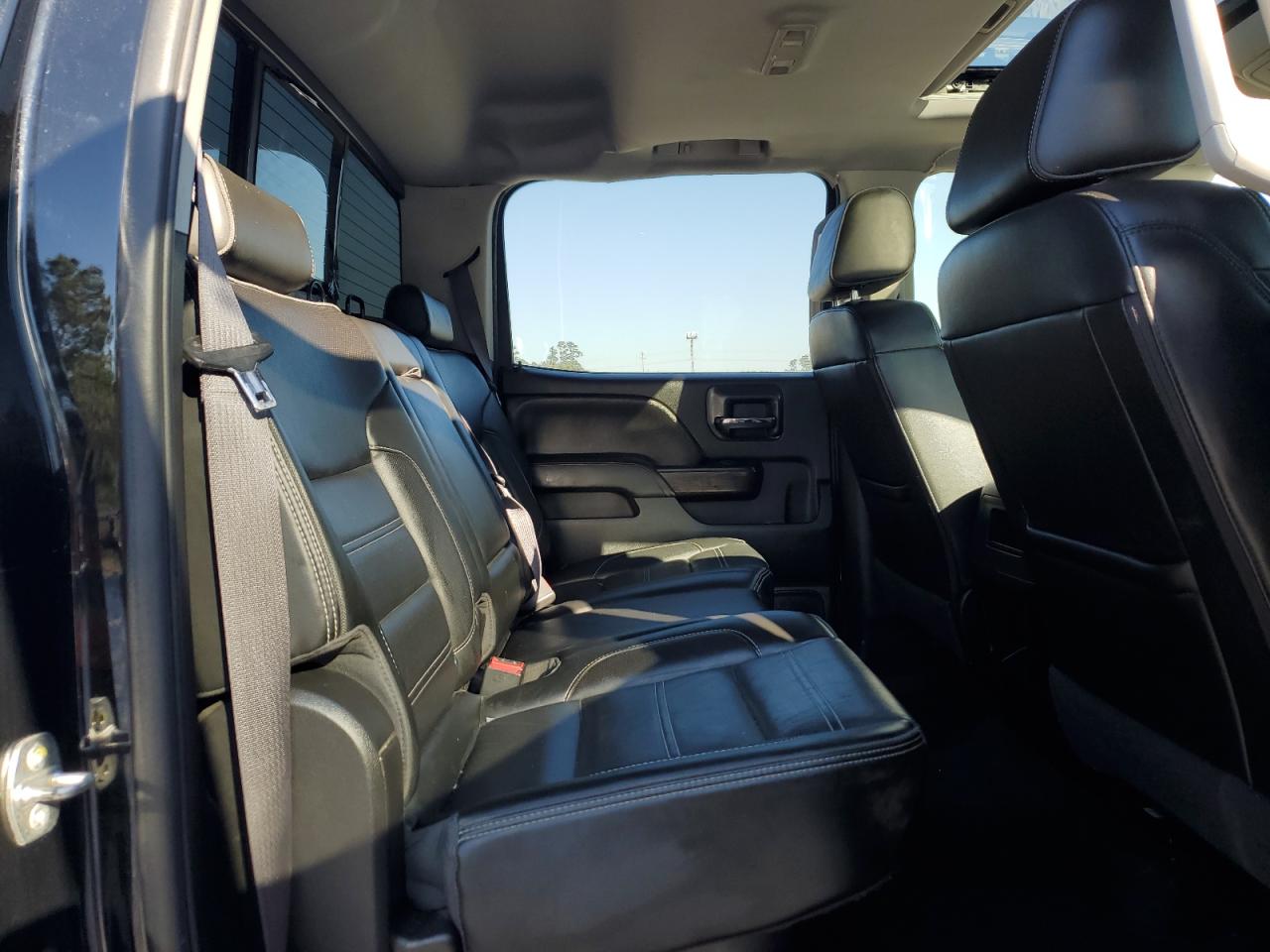 2017 GMC Sierra - Image 10