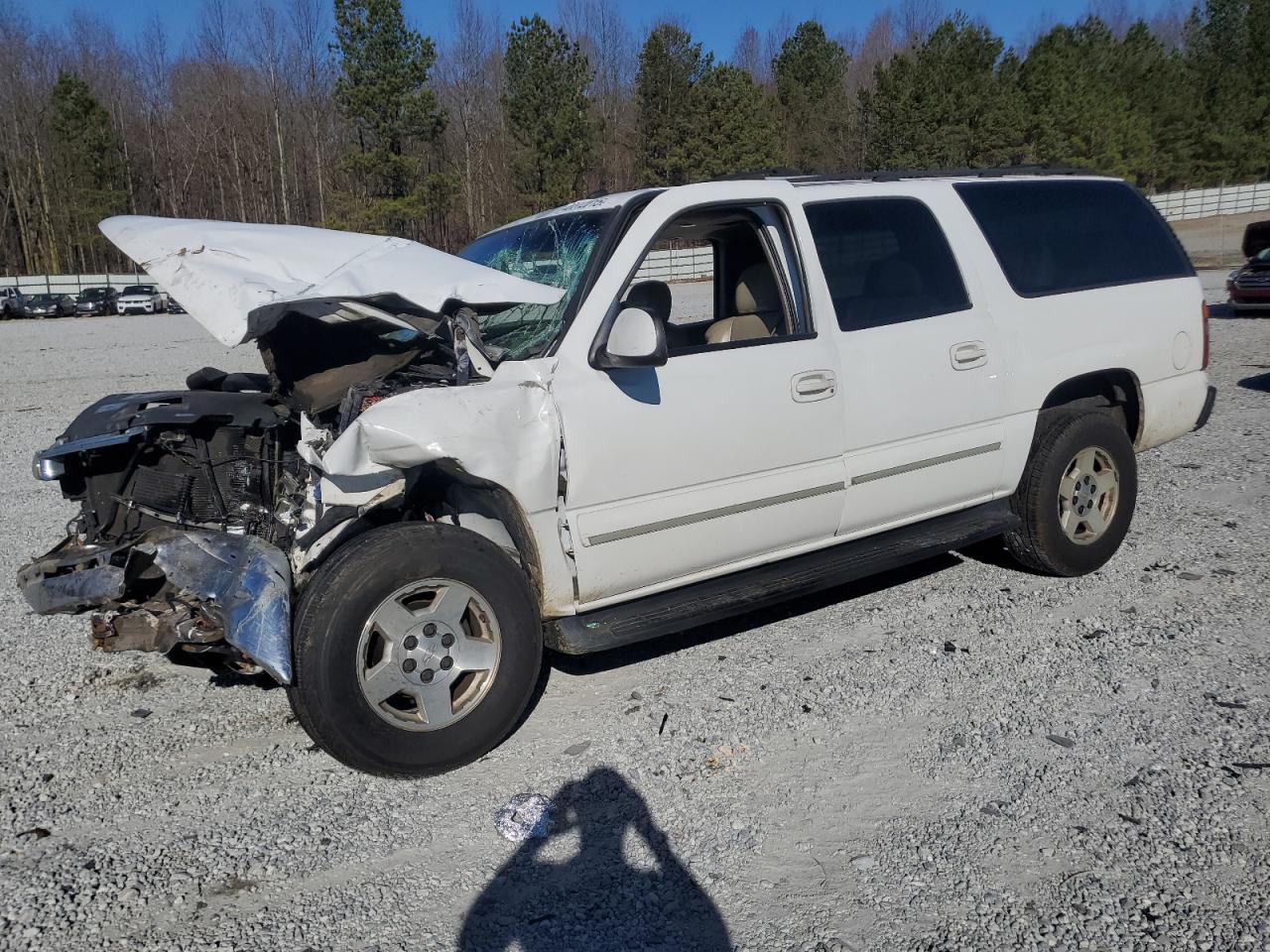 2003 Chevrolet Suburban - Image 1