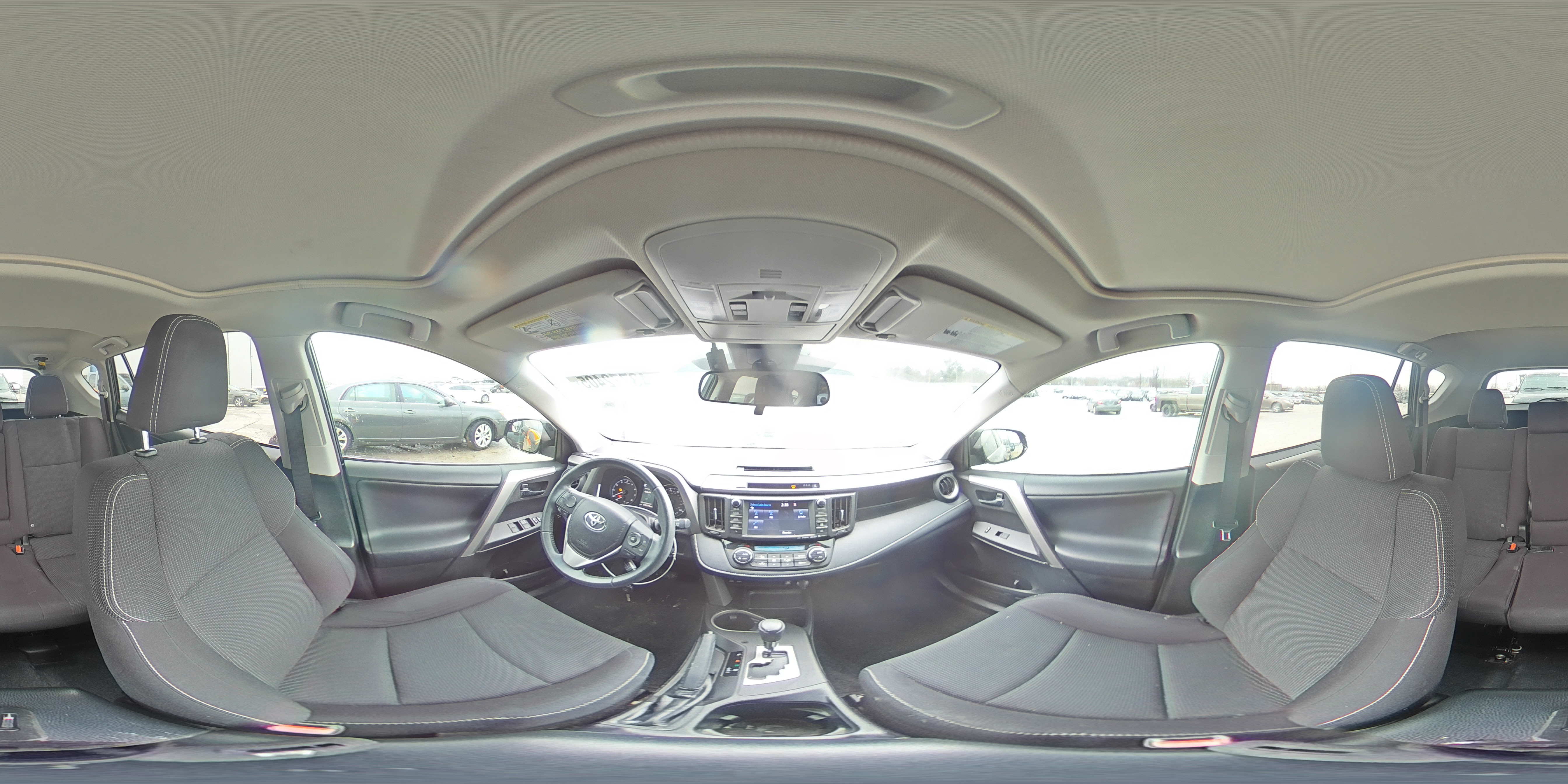 2017 Toyota RAV 4 - Image 15