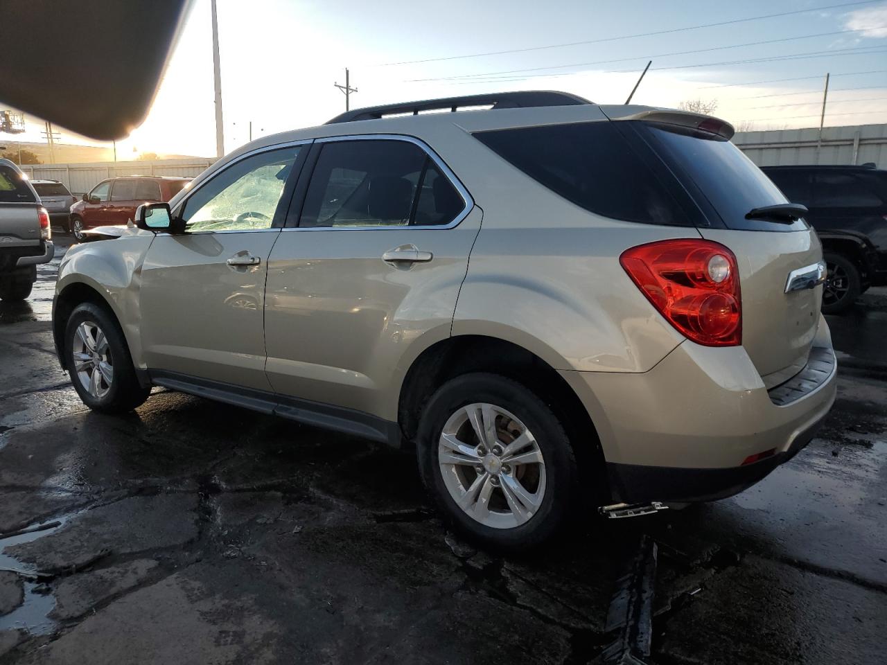2014 Chevrolet Equinox - Image 2