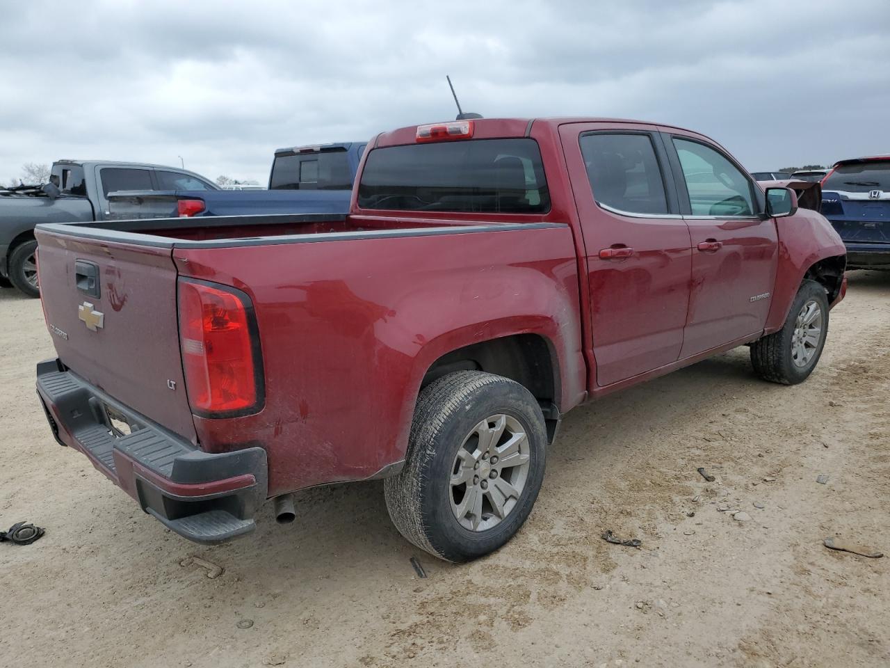 2018 Chevrolet Colorado - Image 3