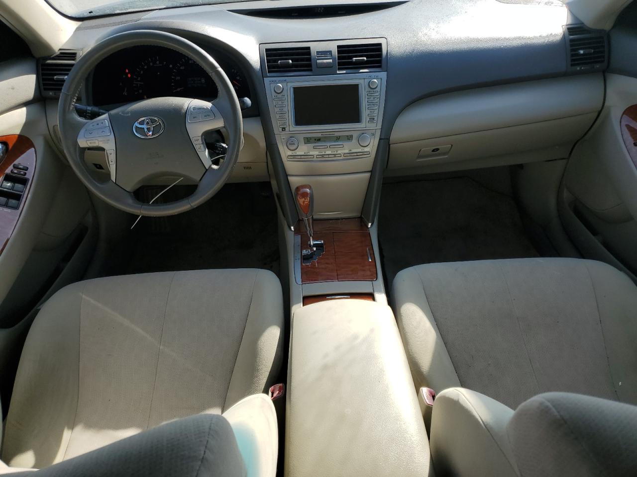 2011 Toyota Camry - Image 8