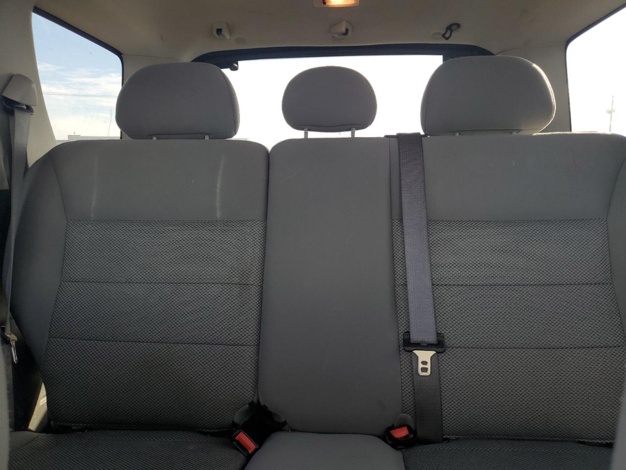 2006 Ford Escape - Image 10
