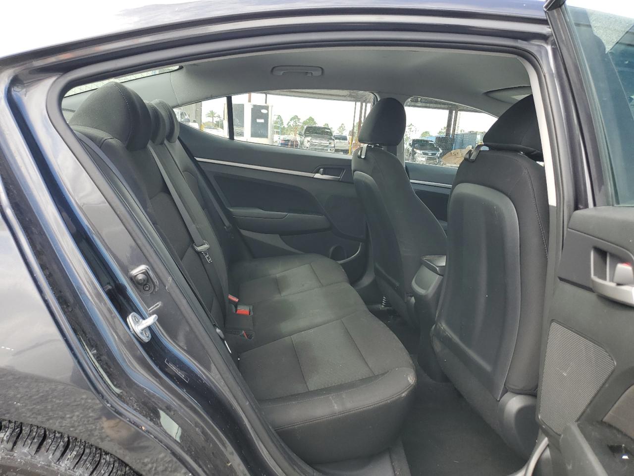 2020 Hyundai Elantra - Image 10