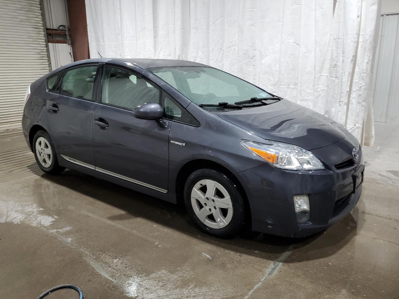 2010 Toyota Prius - Image 4