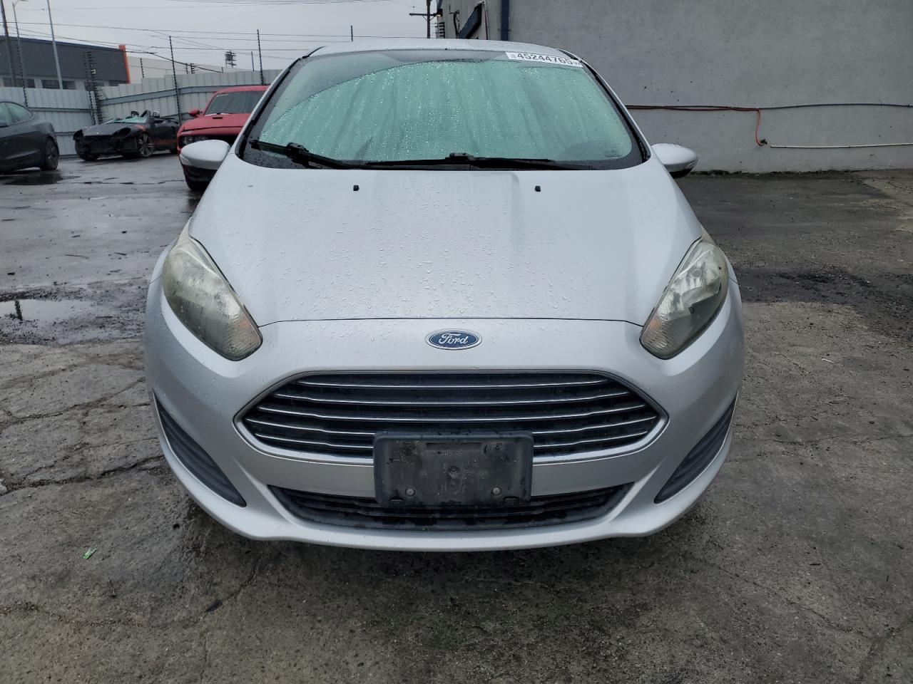 2015 Ford Fiesta - Image 5