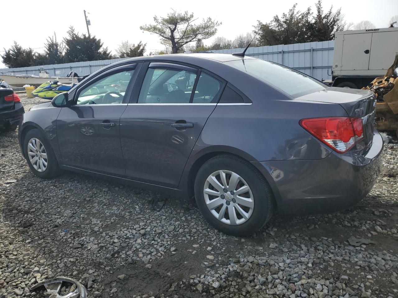 2011 Chevrolet Cruze - Image 2