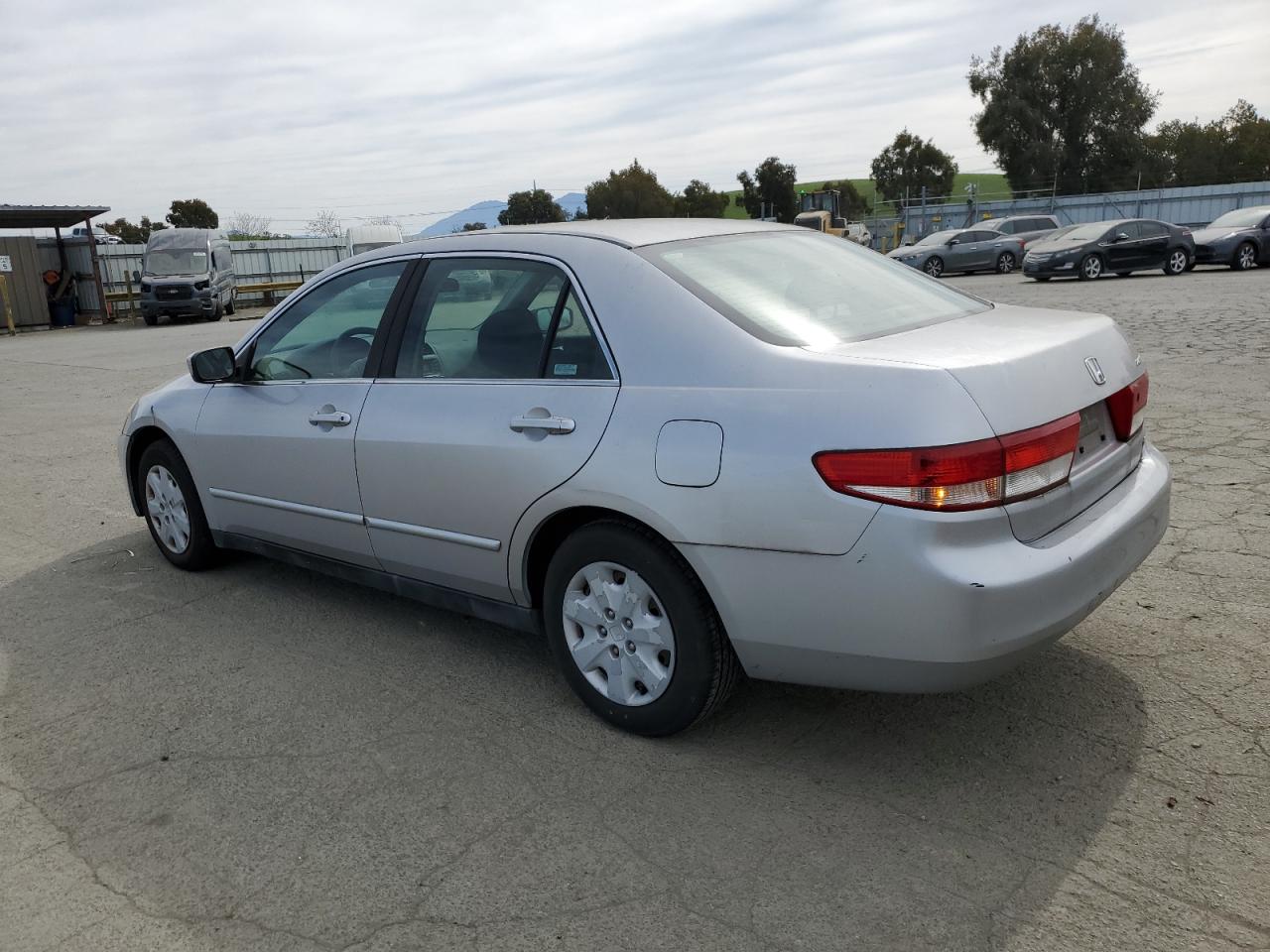 2004 Honda Accord - Image 2