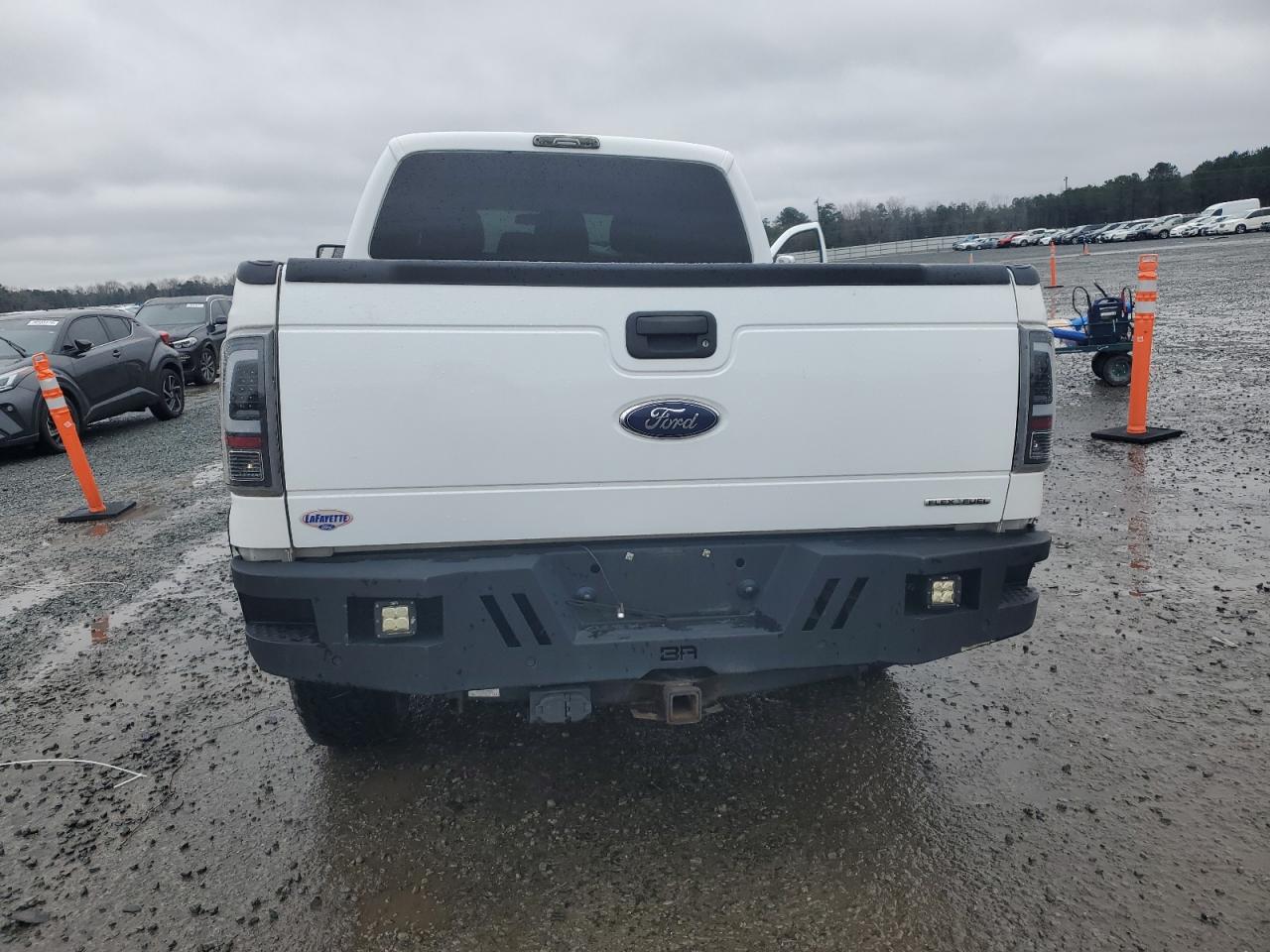 2014 Ford F250 - Image 6