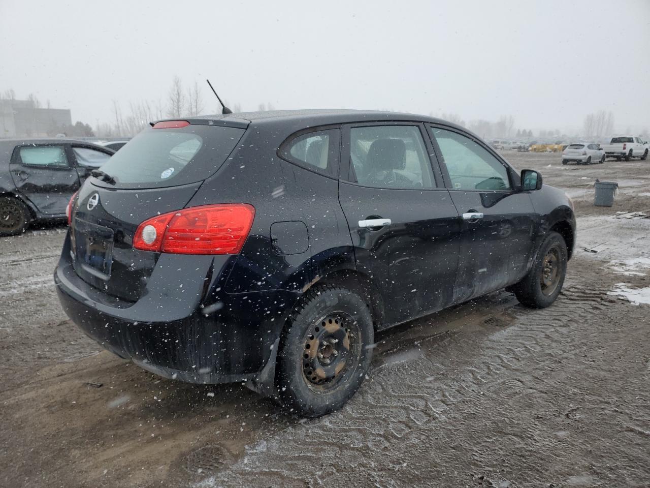 2010 Nissan Rogue - Image 3