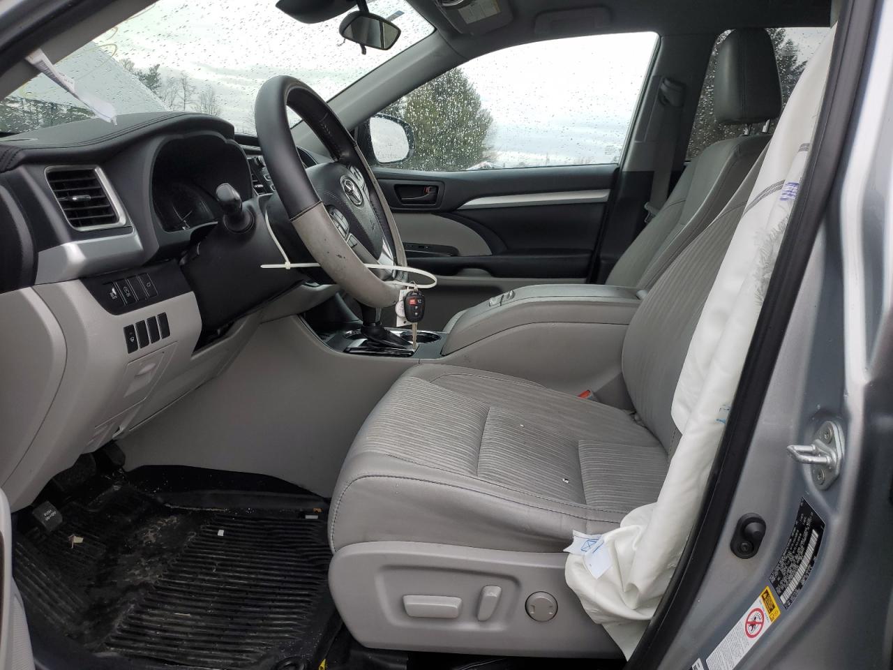 2019 Toyota Highlander - Image 7