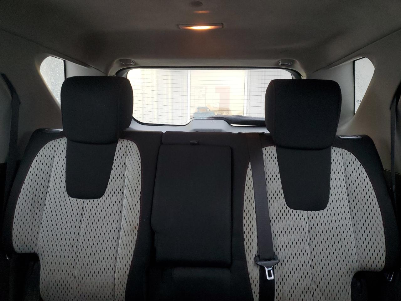 2010 Chevrolet Equinox - Image 10