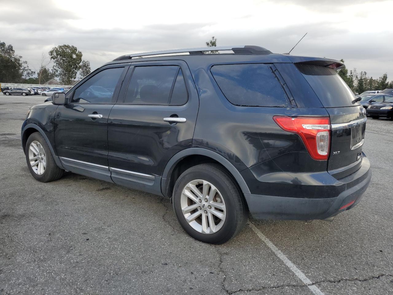 2013 Ford Explorer - Image 2