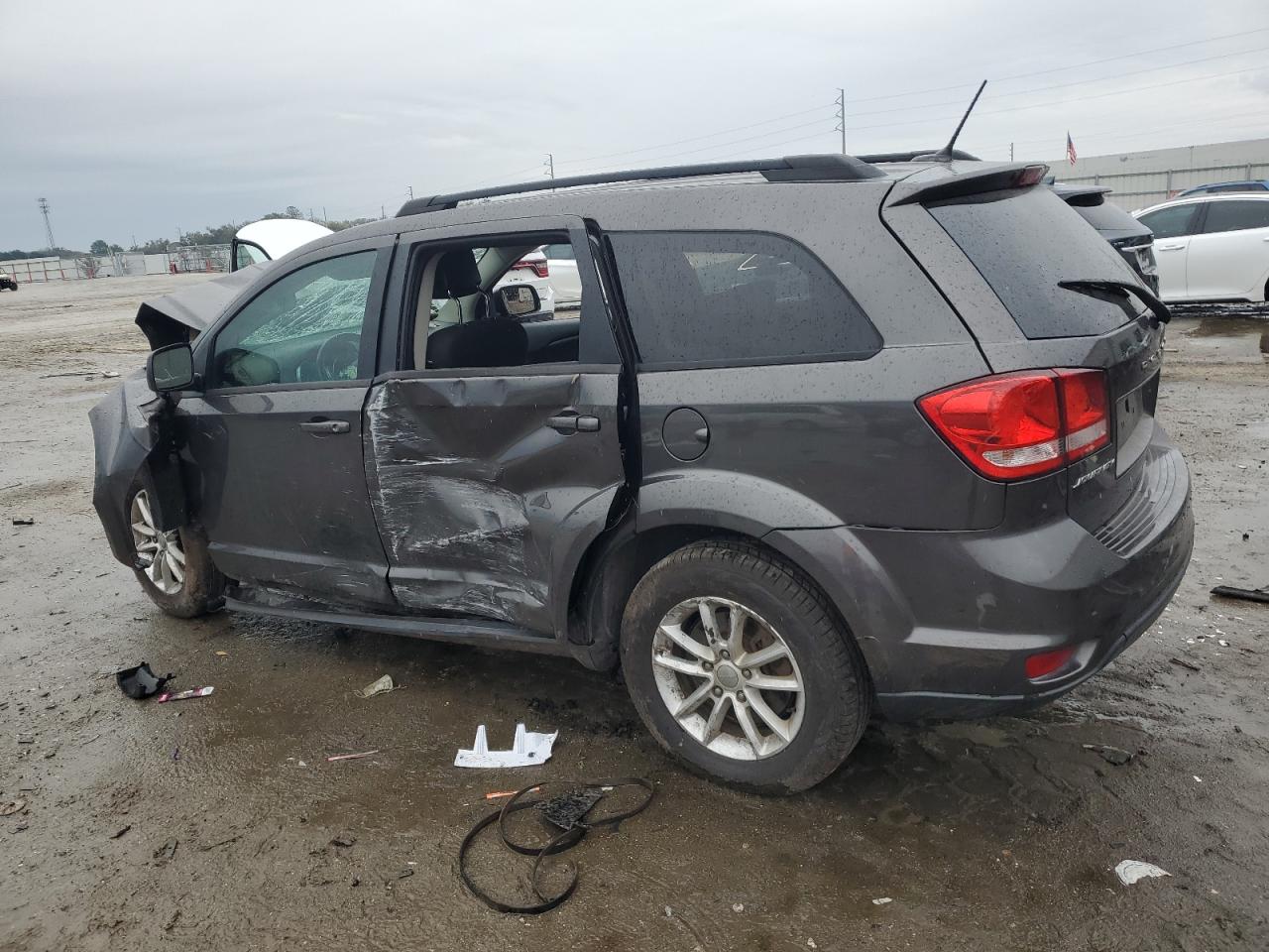 2016 Dodge Journey - Image 2