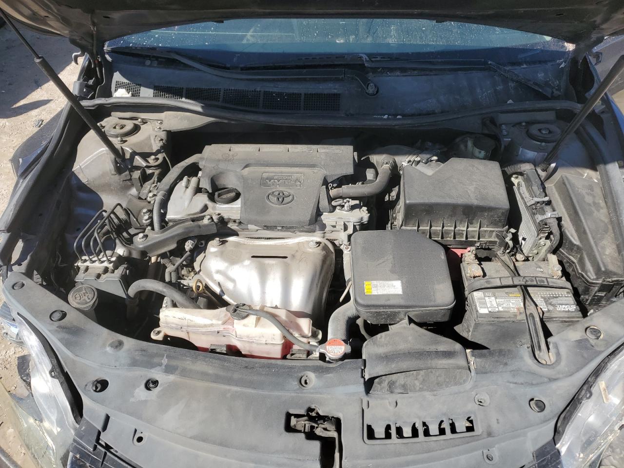 2016 Toyota Camry - Image 11