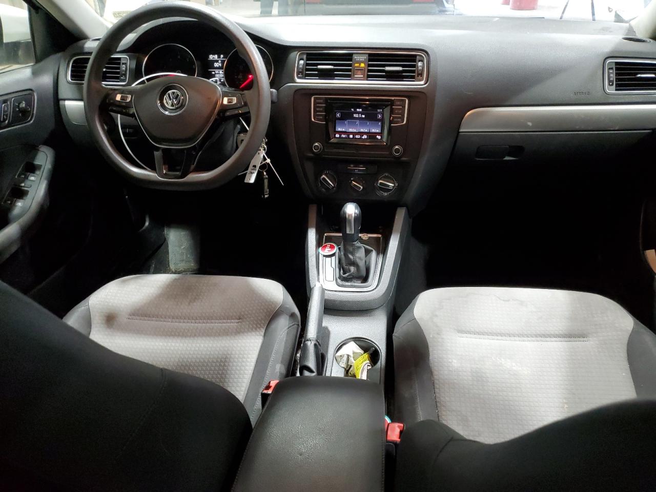 2017 Volkswagen Jetta - Image 8