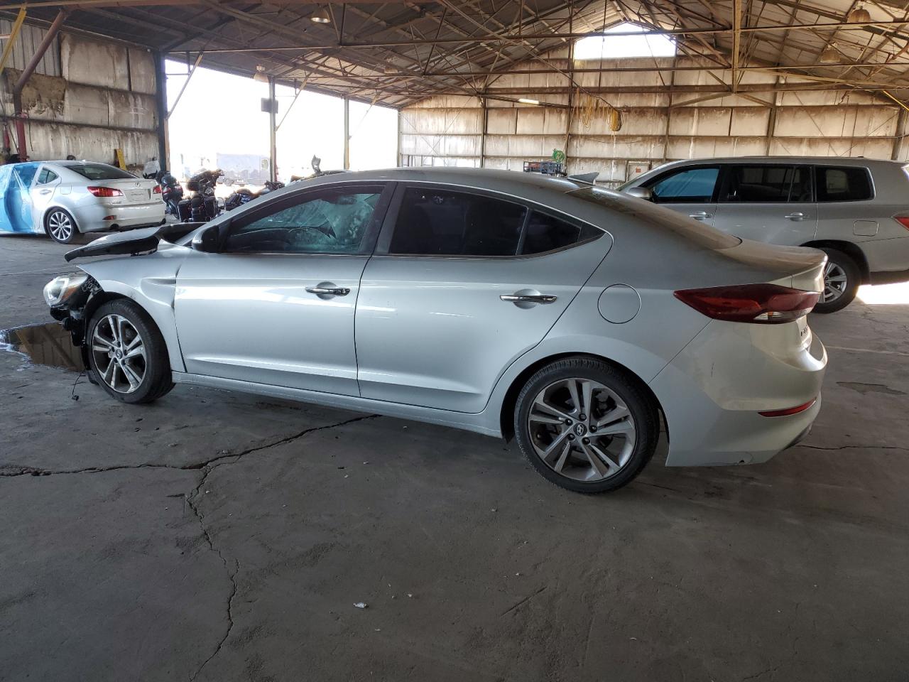 2017 Hyundai Elantra - Image 2