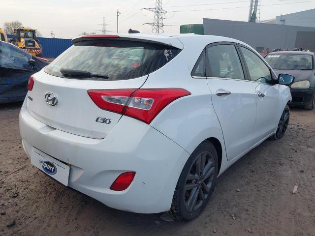 2015 HYUNDAI I30 PREMIU