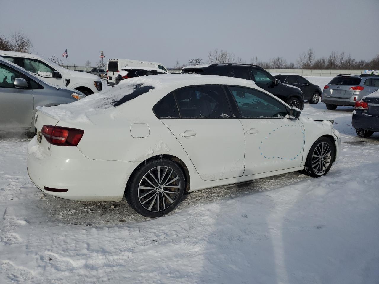 2016 Volkswagen Jetta - Image 3