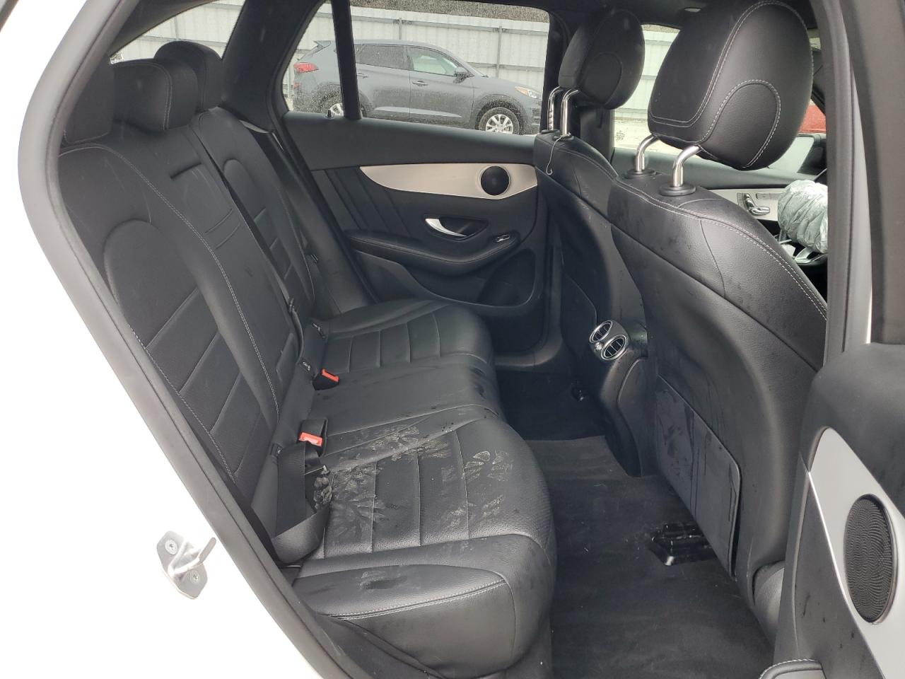 2020 Mercedes-Benz GLC - Image 11
