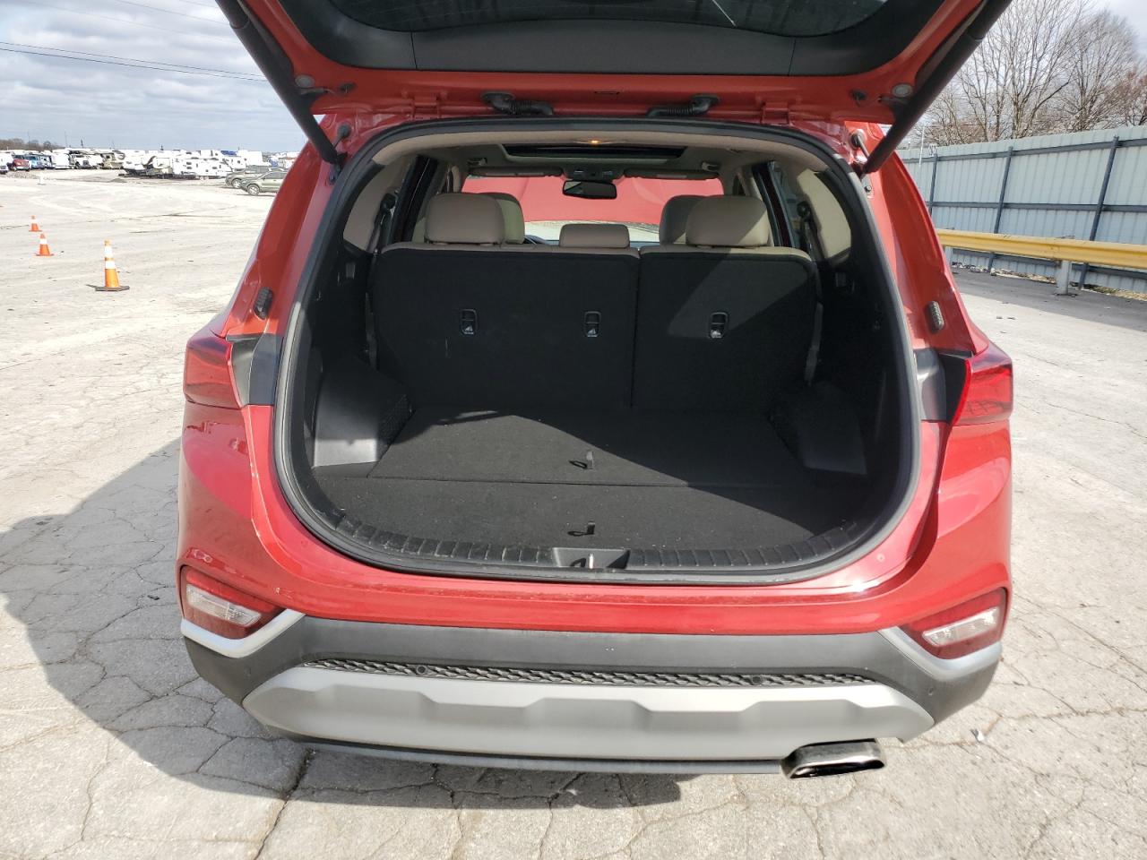 2019 Hyundai Santa Fe - Image 6