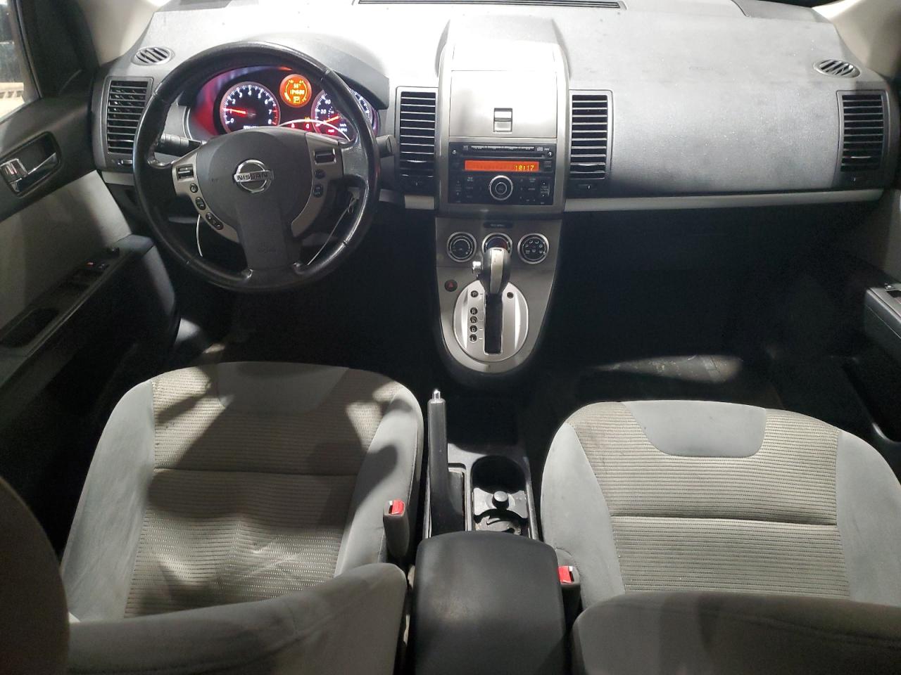 2010 Nissan Sentra - Image 8