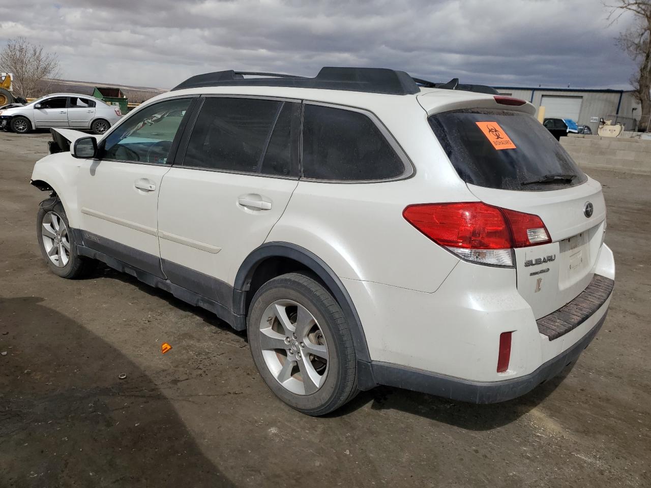 2014 Subaru Outback - Image 2