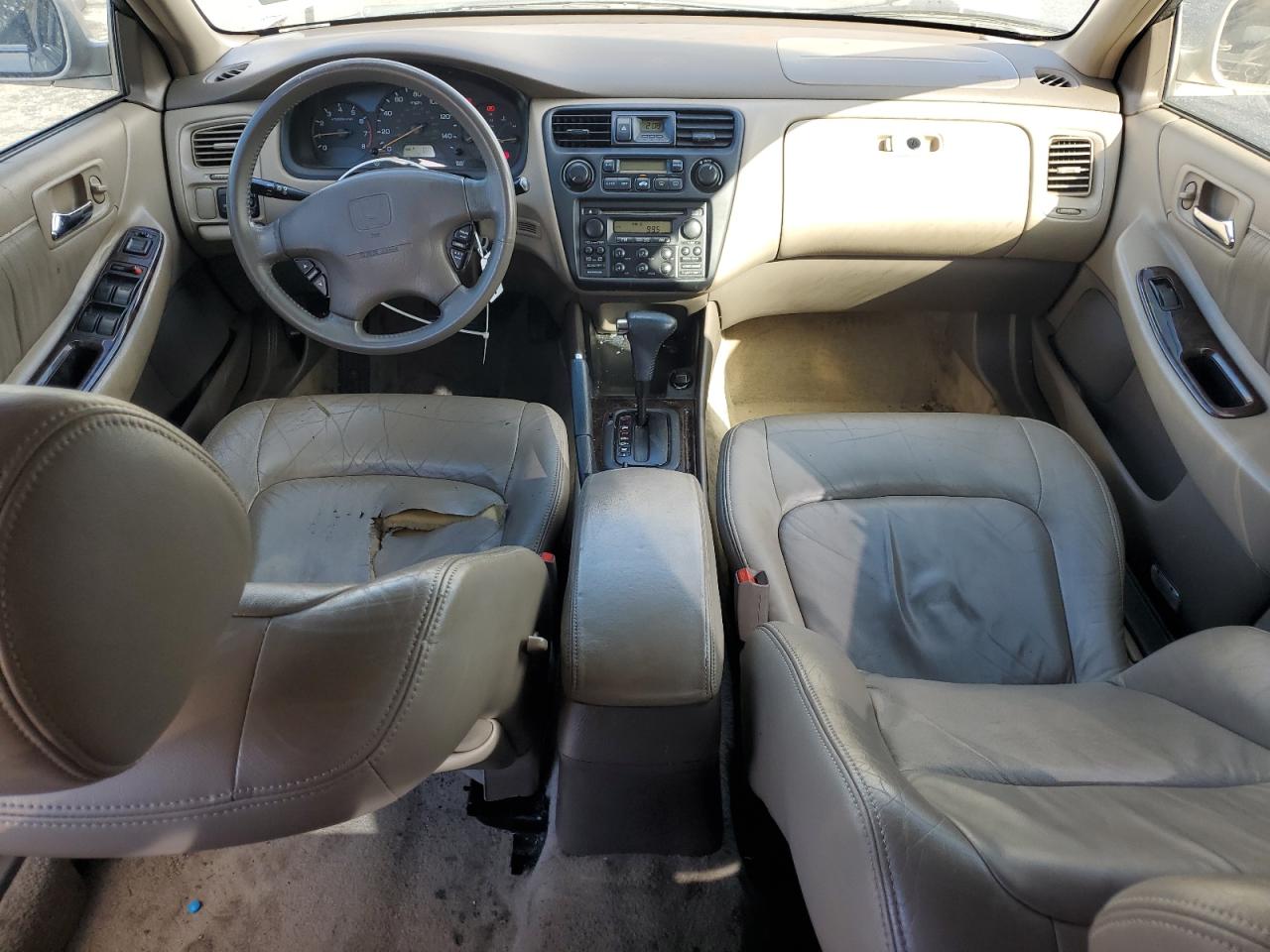 2000 Honda Accord - Image 8
