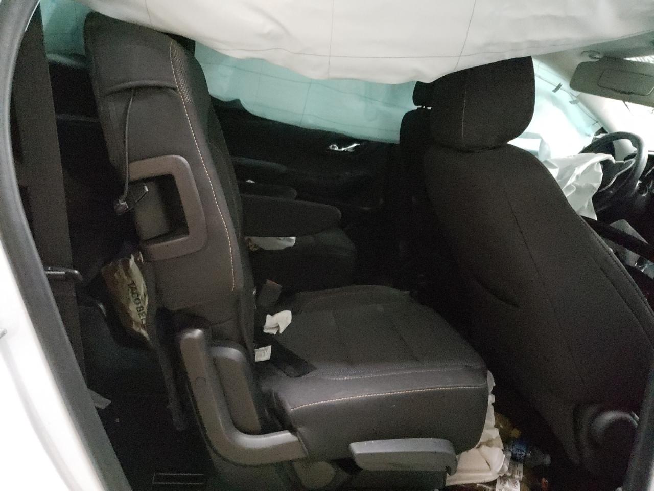 2021 Chevrolet Traverse - Image 11