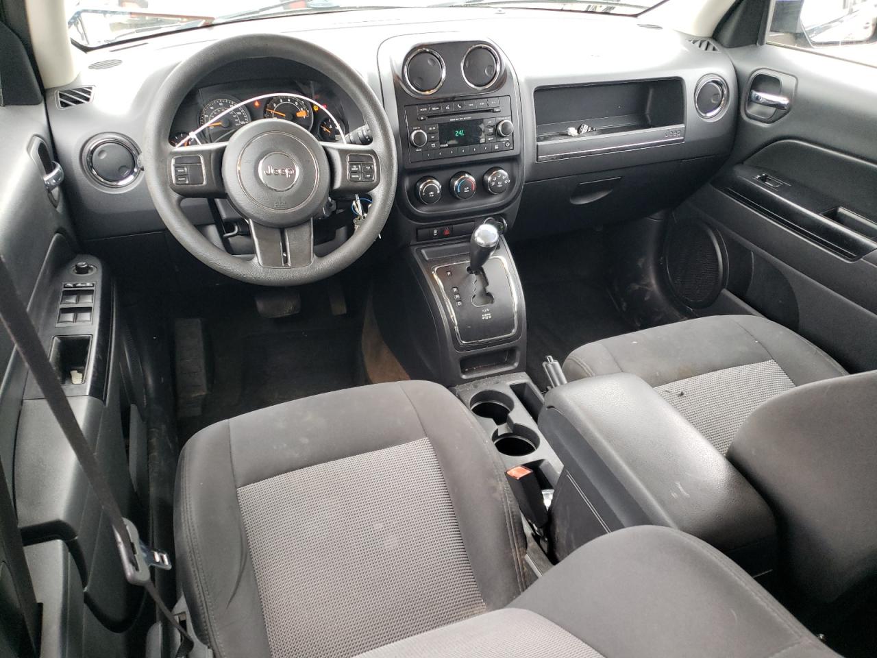 2016 Jeep Liberty (Patriot) - Image 8