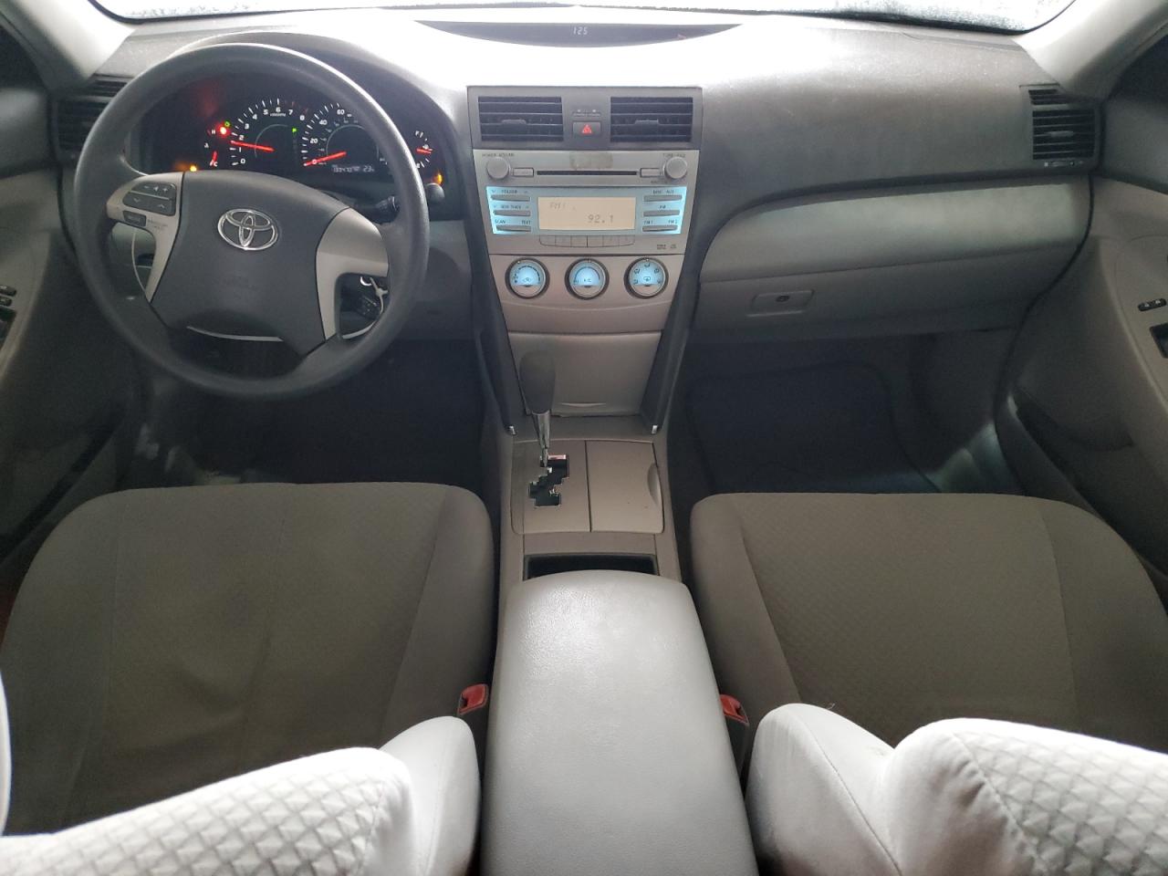 2009 Toyota Camry - Image 8